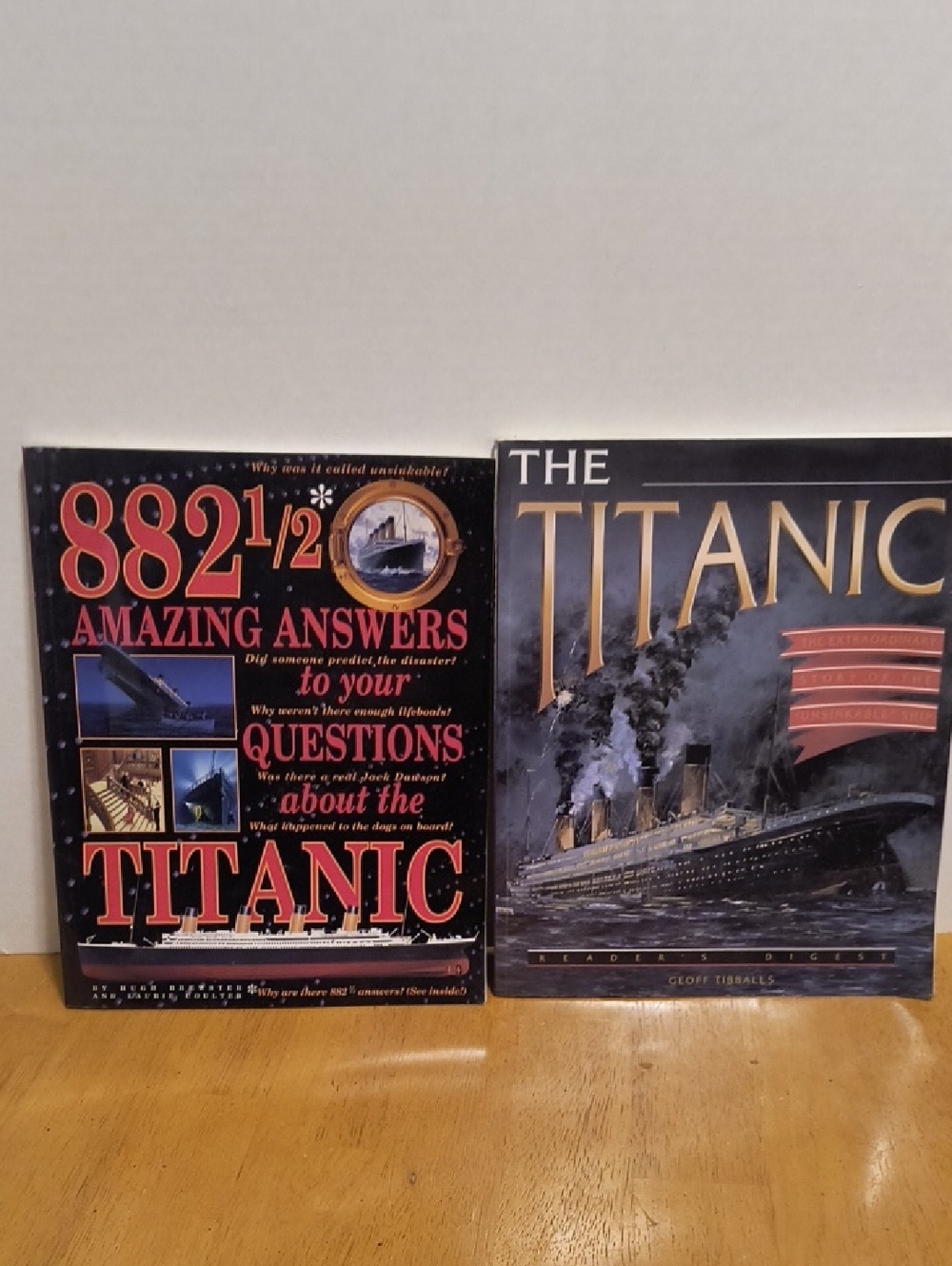 Titanic Book Set  Soft Cover B5